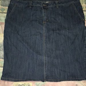 Liz Claiborne denim skirt